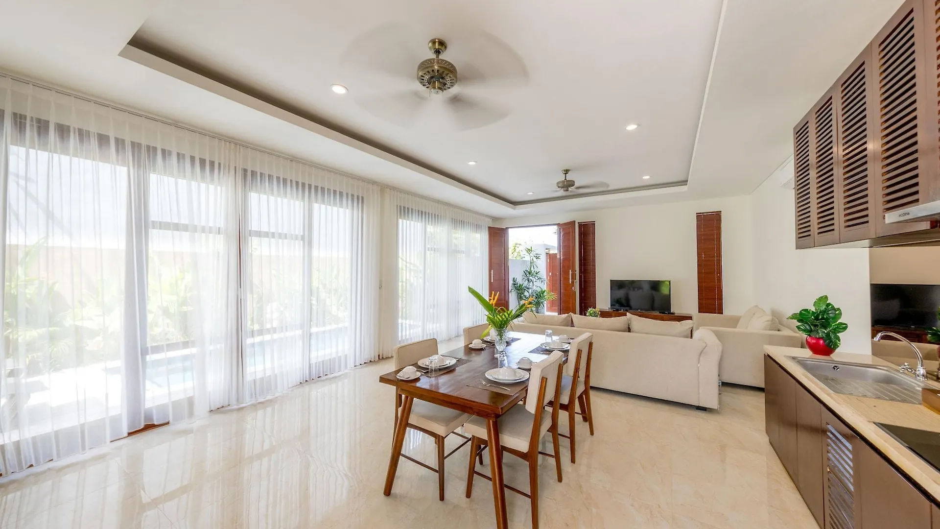 Royal Garden Villas And Spa Bali Nusa Dua  0*, Nusa Dua (Bali)